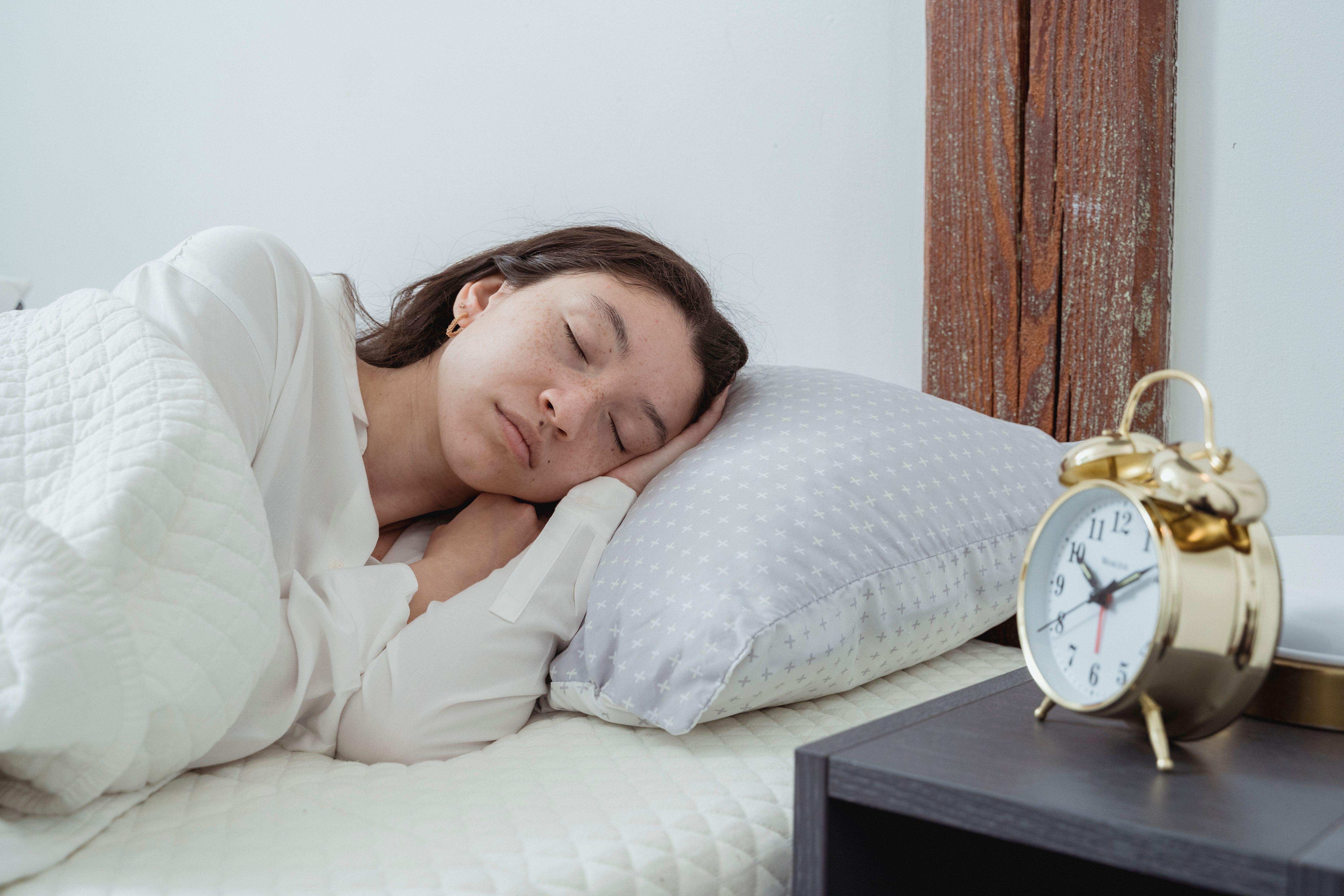5 thói quen trước khi ngủ giúp ngủ ngon và sống khỏe lâu dài