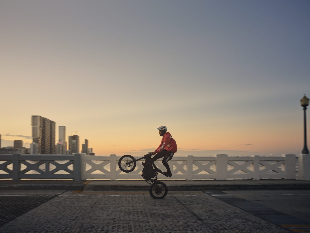 Fast Wide-Angle Prime Under 500 Expands Medium Format Choices