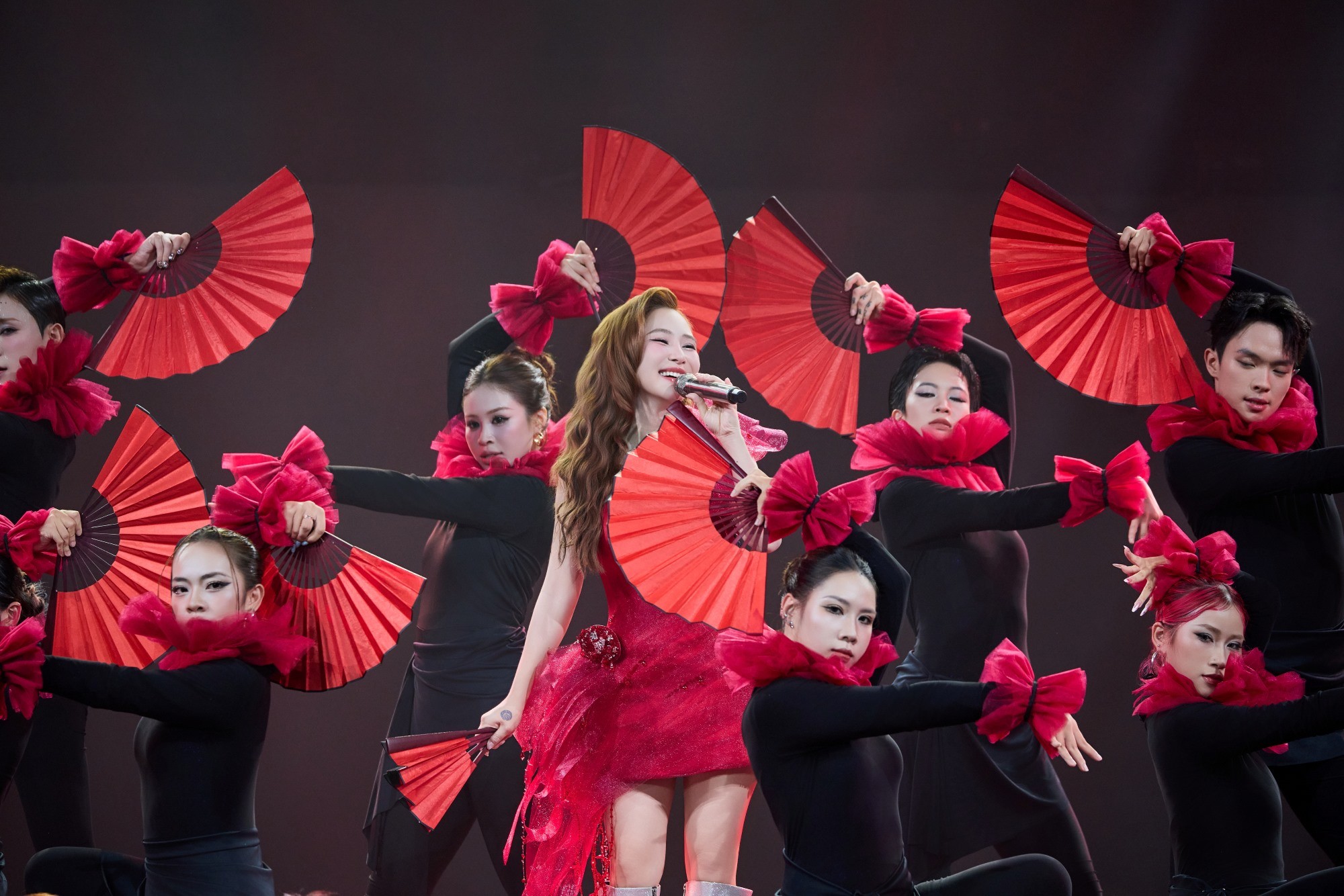 Phao Cứu Sinh Concert: hành trình trở về của Hương Tràm