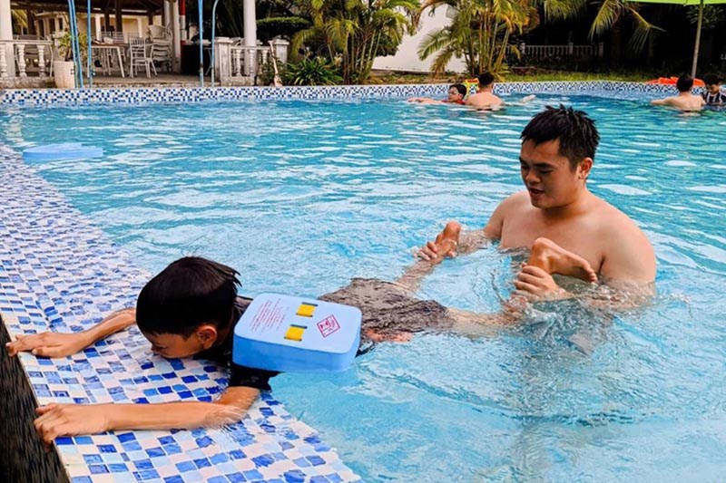 Những lớp học hè miễn phí đang âm thầm đổi đời trẻ em khó khăn