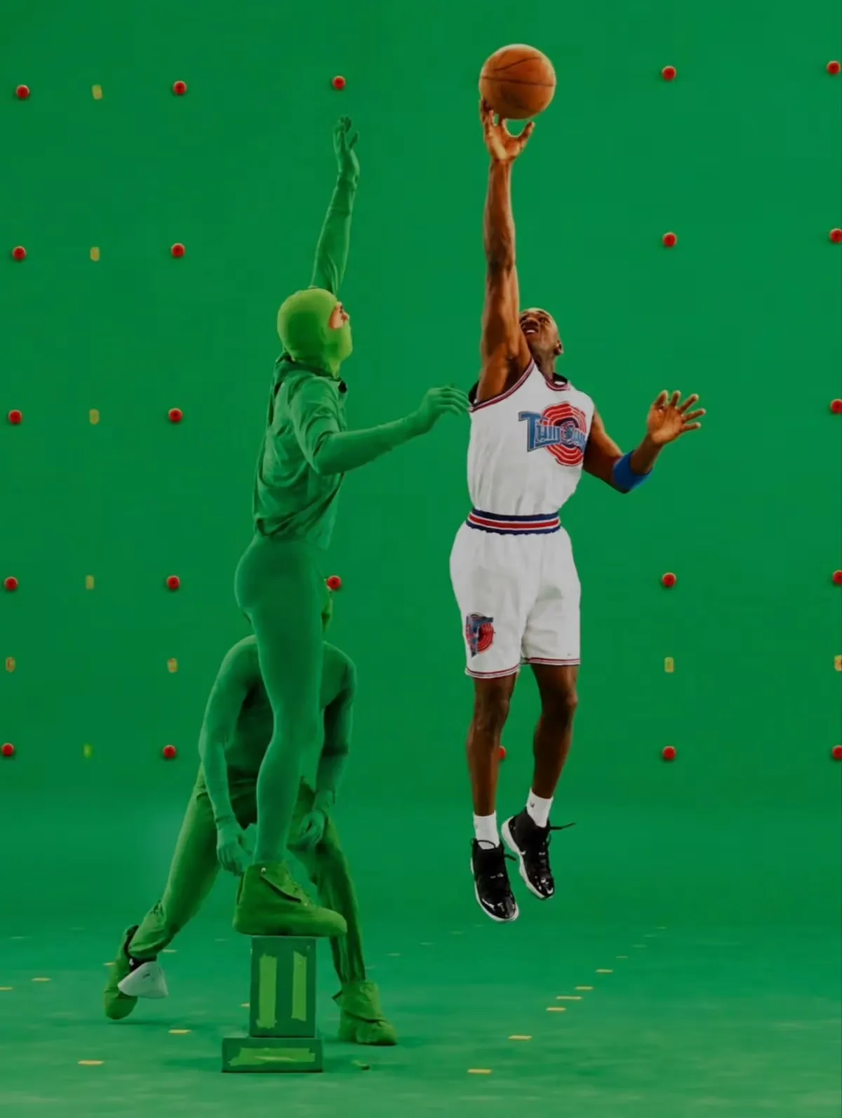 Air Jordan 11 Green Screen and Space Jam Apparel Reignite a Classic Crossover