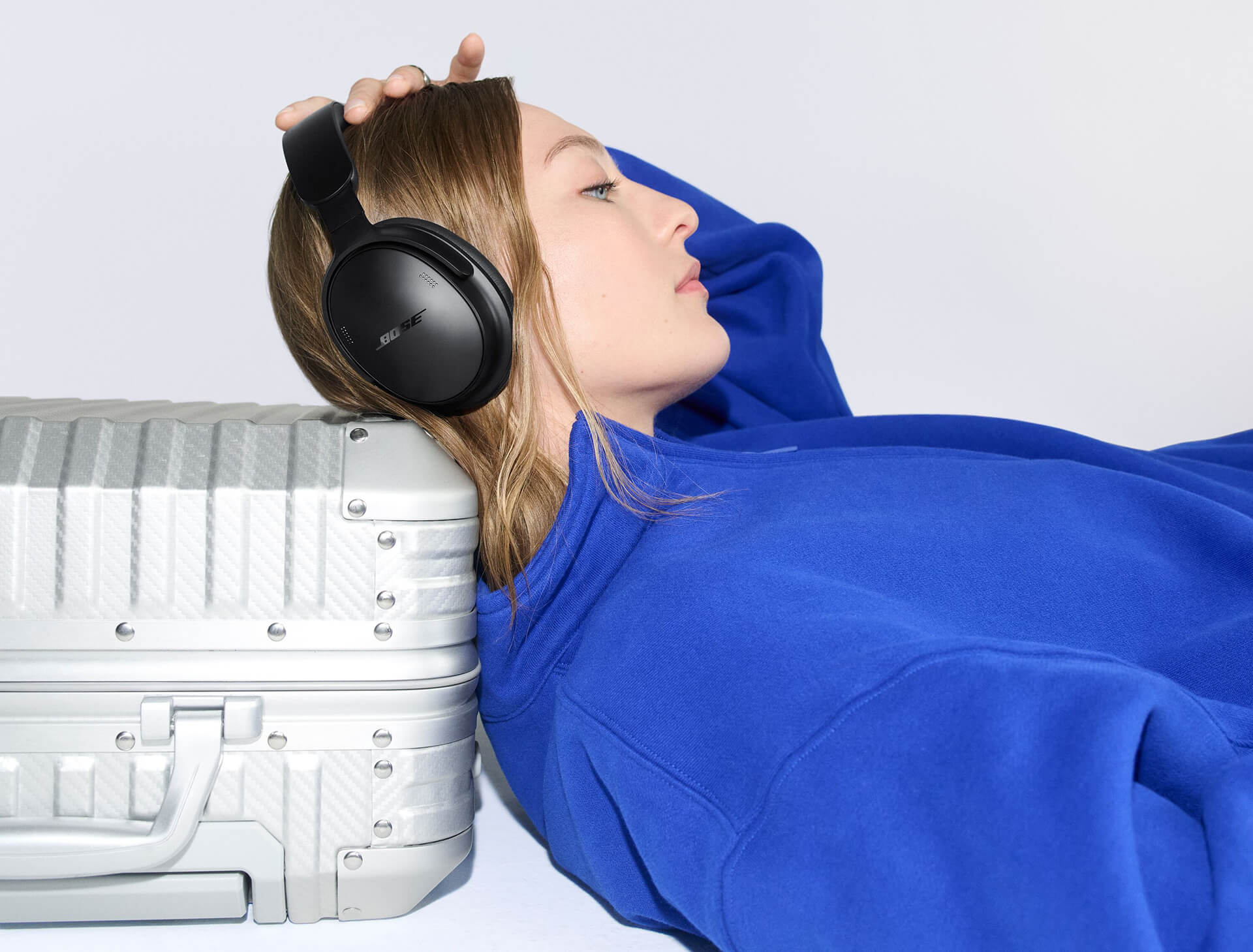 Bose QuietComfort Gen 2: nâng cấp chống ồn và âm thanh không gian đáng tiền