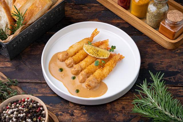 Vỏ tôm không phải “kho canxi”: ăn phần nào mới bổ xương?