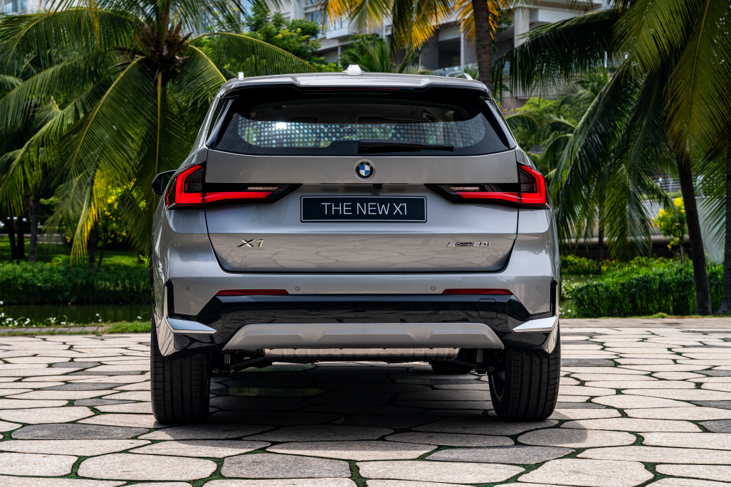 BMW X1 thế hệ mới: SUV hạng sang cỡ nhỏ đáng tiền và đáng lái
