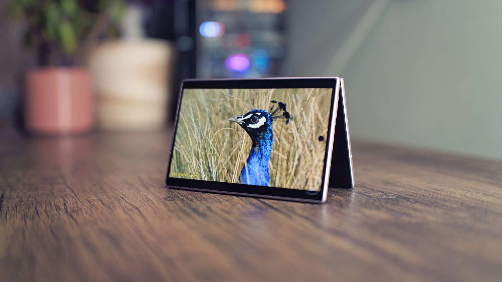 Galaxy Z Fold 8 review: điện thoại gập nhỏ gọn đáng mua nhất hiện nay?
