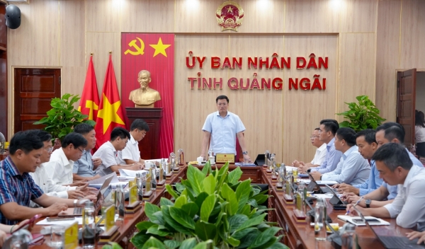 Quảng Ngãi Dung Quất và Hà Tĩnh Vũng Áng: cuộc đua thành trung tâm năng lượng quốc gia