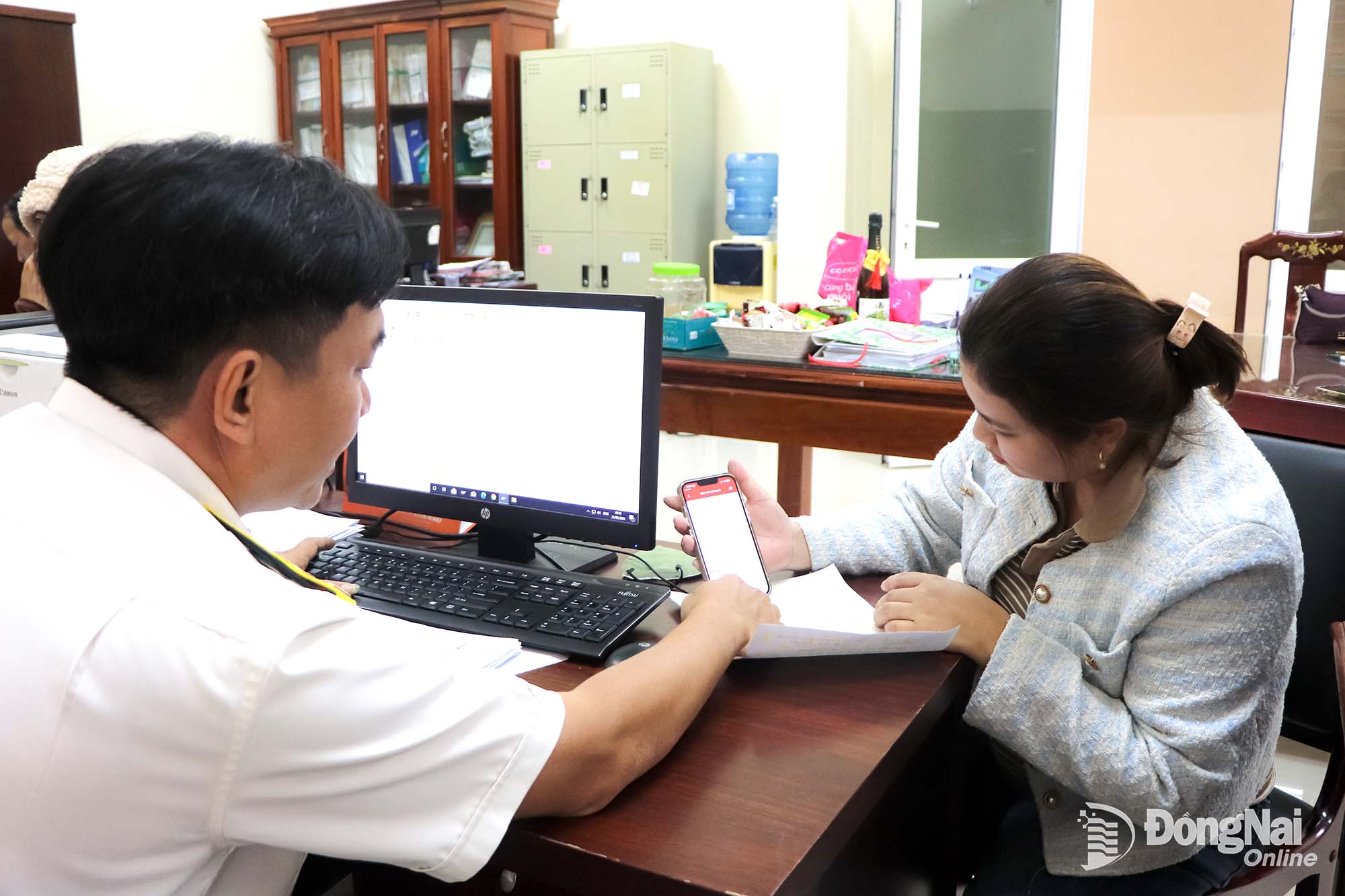 Chuyển sang sổ kế toán điện tử: Hộ kinh doanh nên bắt đầu từ đâu?
