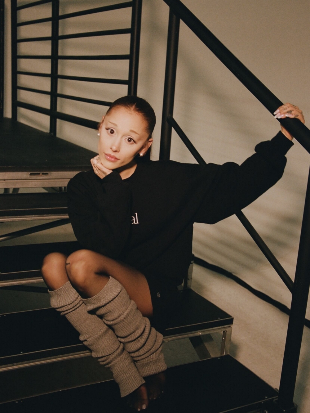Ariana Grande tạm ngưng sau Eternal Sunshine Tour: quyết định dũng cảm hay cú sốc cho fan?