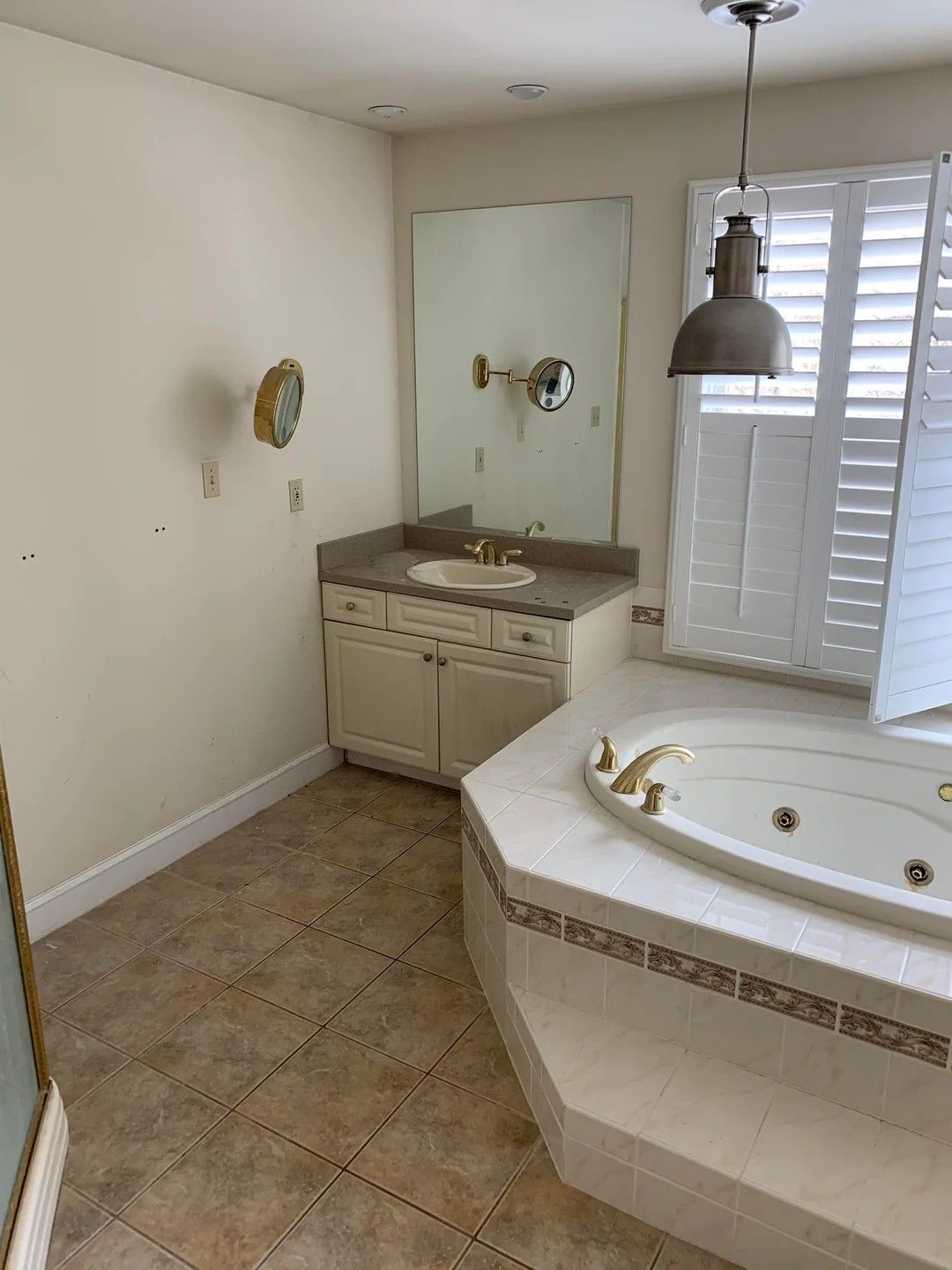 Rethinking Bathroom Layout to Maximize Light and Function