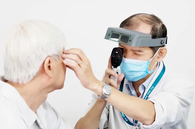Khám sức khỏe toàn dân ở TP.HCM: Khoảng cách không thể xem nhẹ