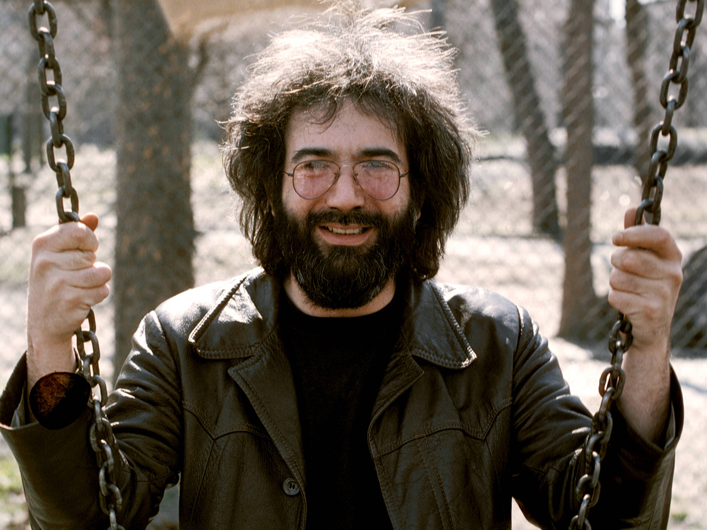 Jerry Garcia: Psychedelic Rock Pioneer and Folk Hero