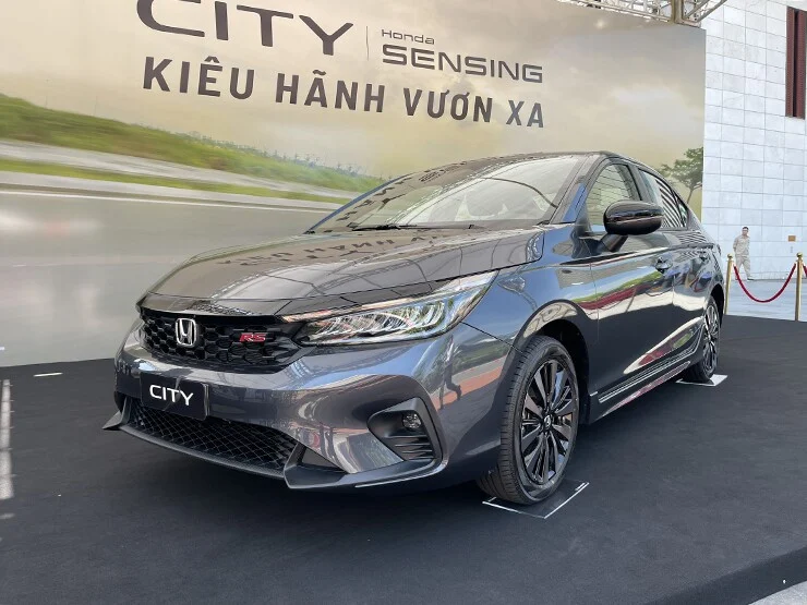 Honda City: Giá lăn bánh chi tiết và gói an toàn Honda Sensing