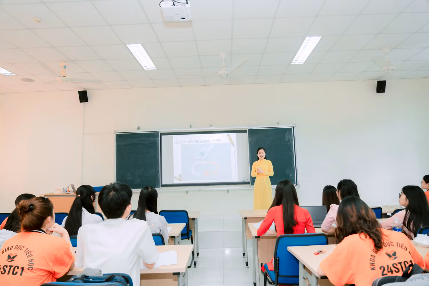 Chỉ thị 31 và 5 thay đổi phụ huynh cần nắm trước năm học mới