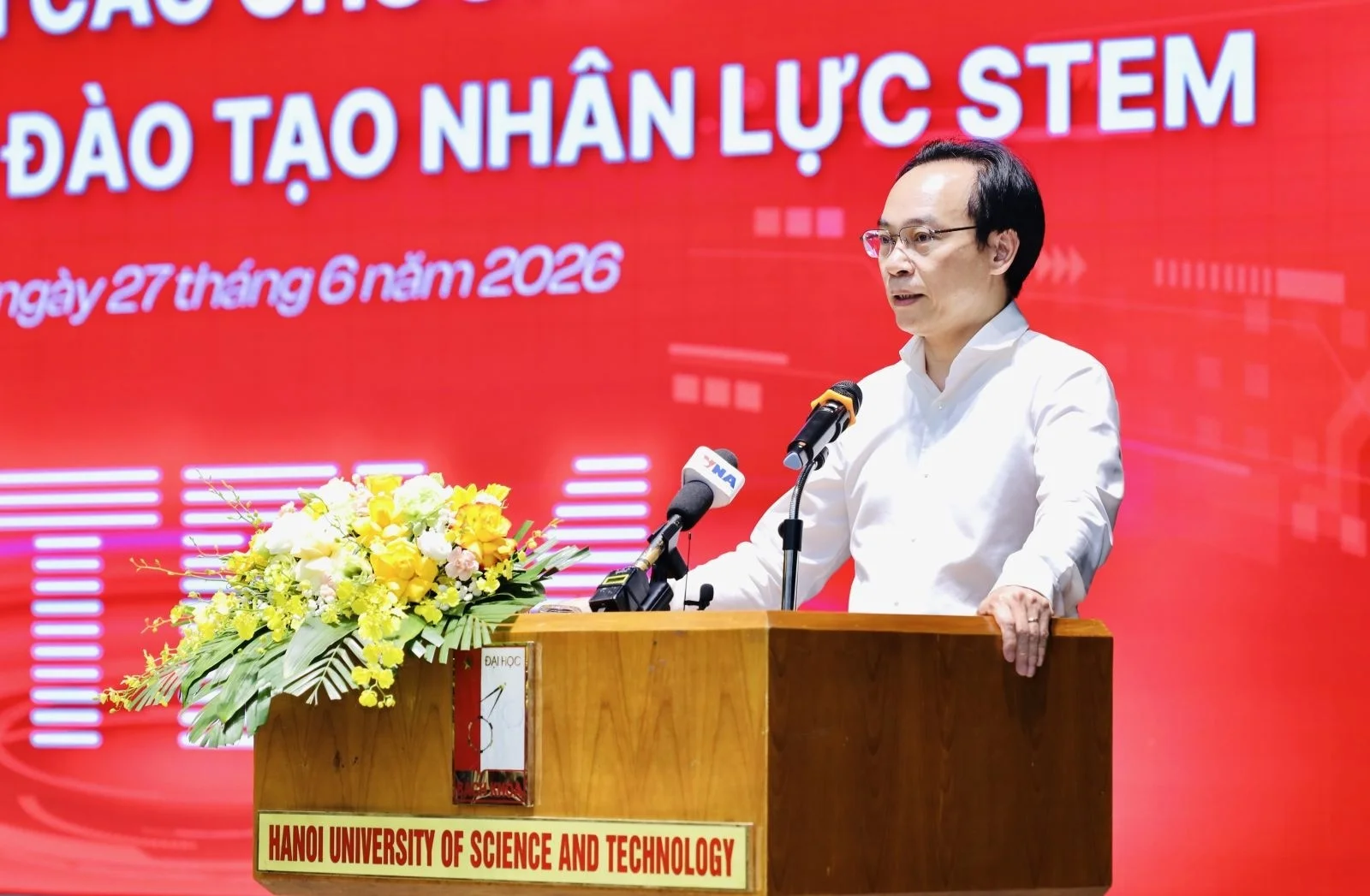Tiêu chí xét học bổng Chính phủ thay đổi: Cơ hội và thách thức cho tốp 30%