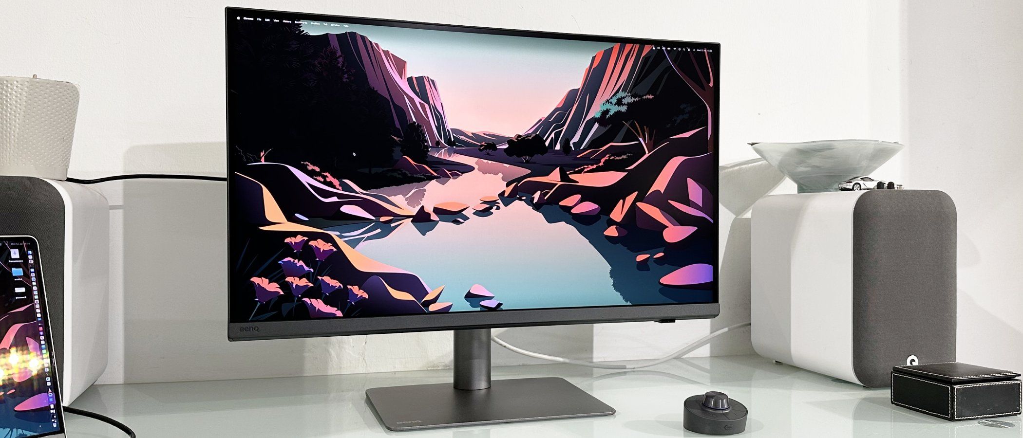 BenQ PD2732U vs Dell U2725QE: 4K Color Monitors for Creatives