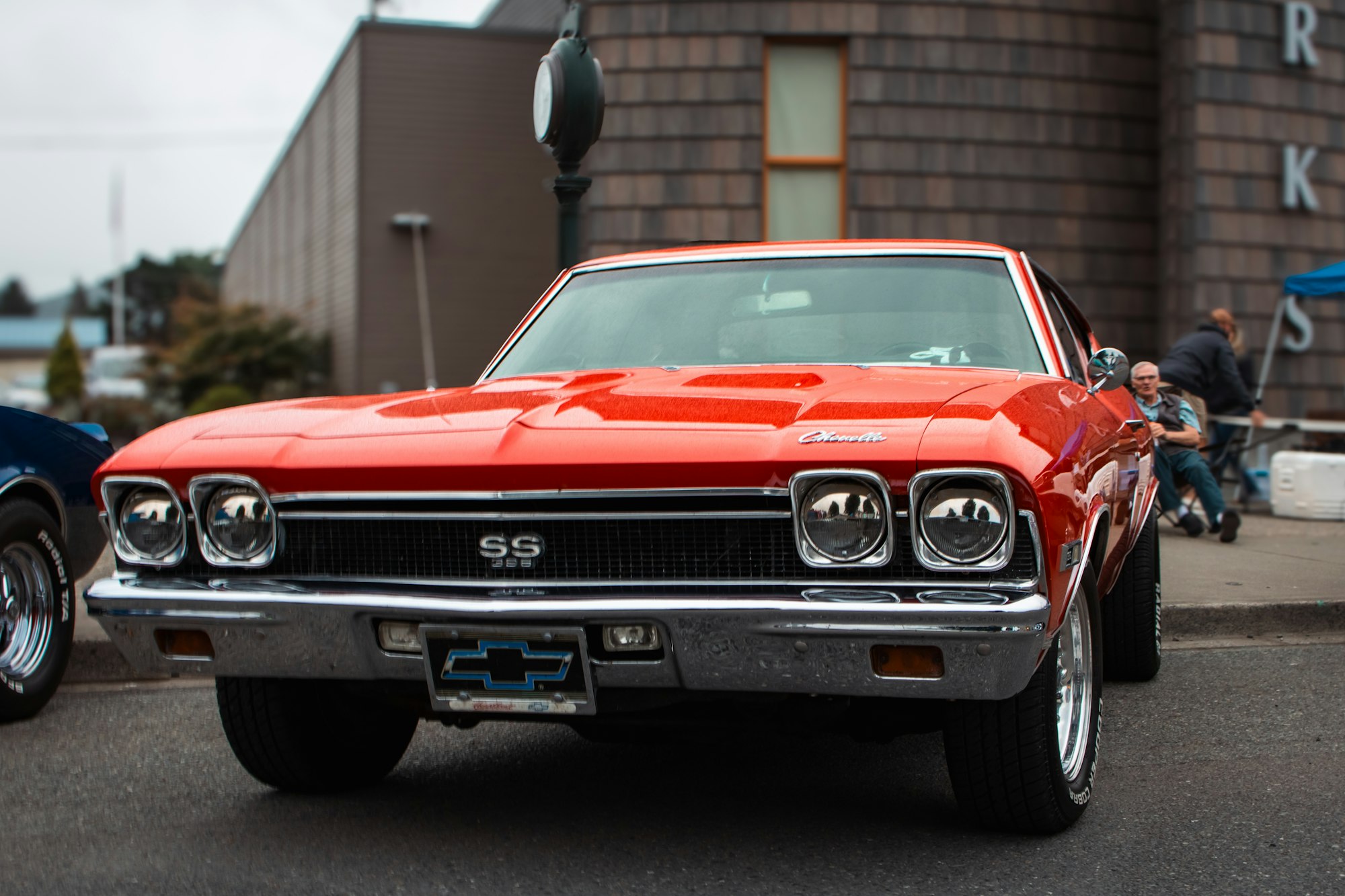 Why Modern Muscle and Restomods Dominate the Specialty Car Market