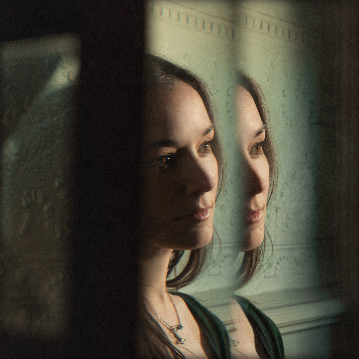 How Independent Female Artists Turn Emotional Contradiction Into Power