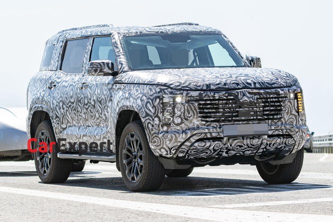 Mitsubishi Pajero Makes a Bold Off-Road SUV Comeback