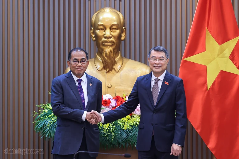 Việt Nam – Malaysia mở rộng hợp tác quốc phòng: Bước tiến từ công nghiệp đến triển lãm quốc tế