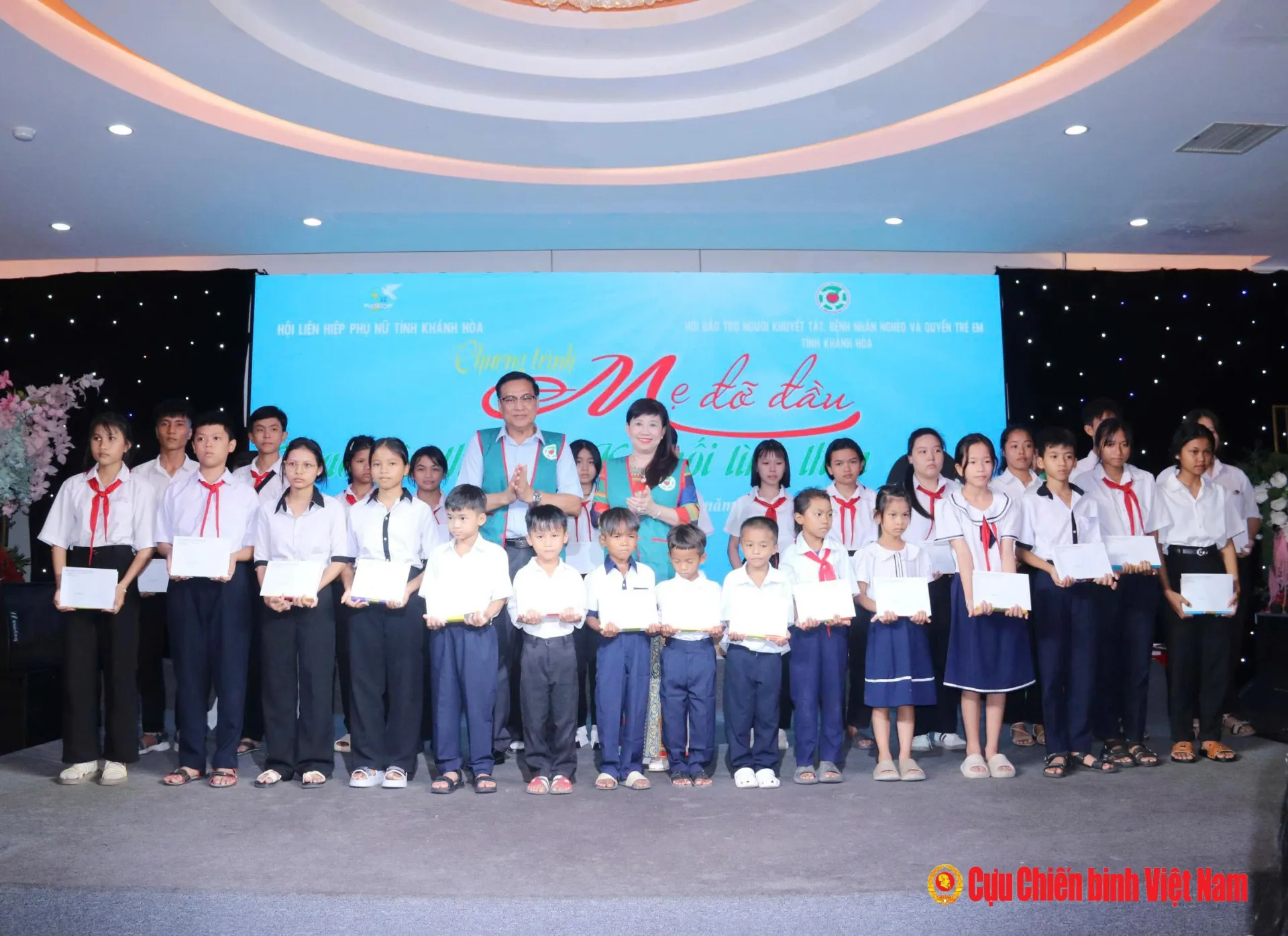 Các chương trình học bổng hè dành cho học sinh khó khăn: Cơ hội và cách đăng ký