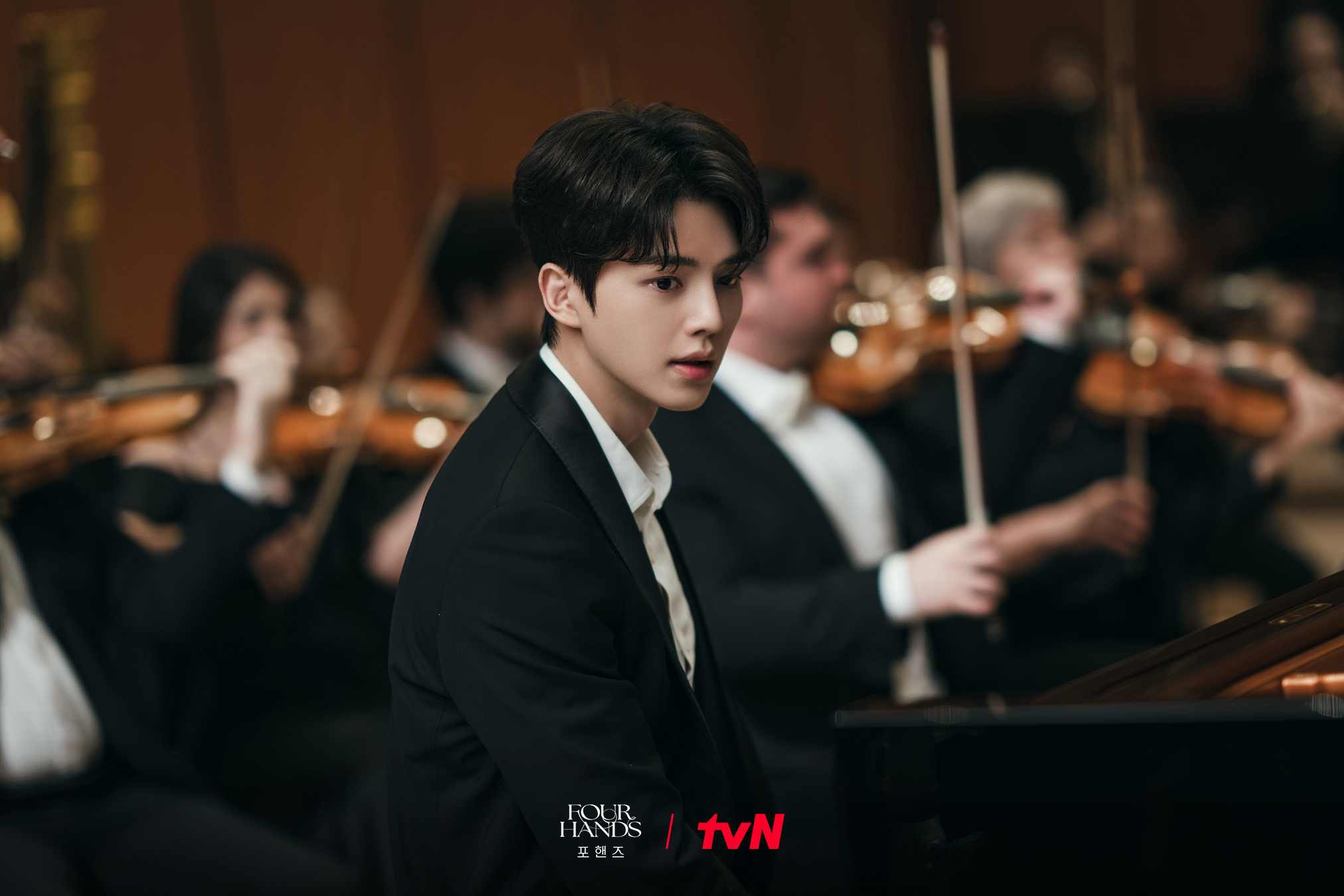 Song Kang và Lee Jun Young: Khi bản song tấu biến thành trận chiến