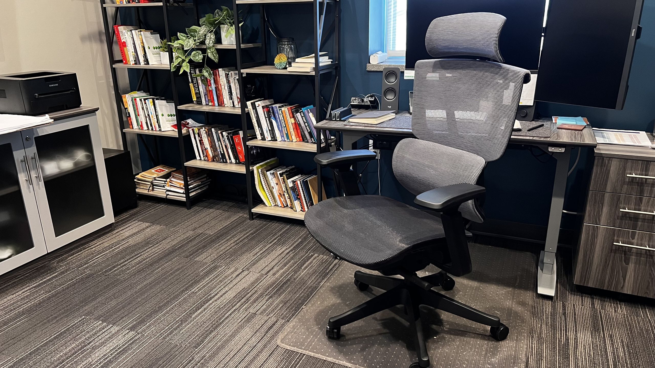 Best Ergonomic Office Chairs Under $200 for All‑Day Work