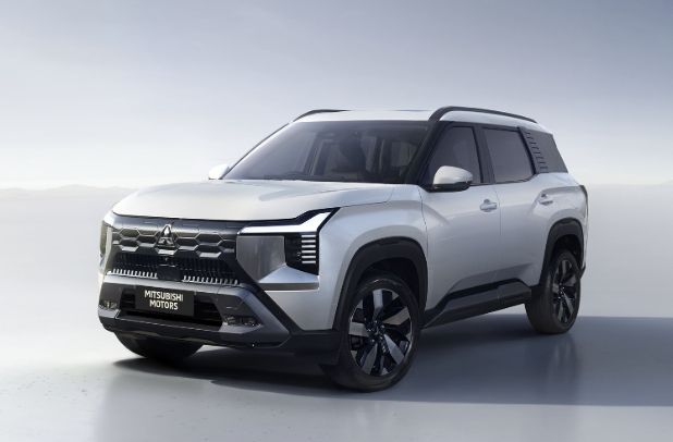 Khuyến mại Mitsubishi tháng 8: Xpander, Xforce và loạt ưu đãi miễn phí trước bạ