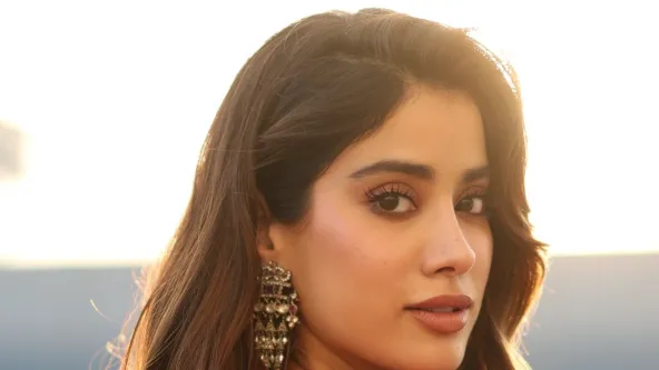 The Side Part Comeback: Why This Classic Hairstyle Is Dominating Right Now