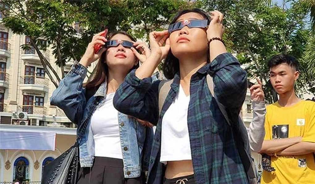Nhật thực toàn phần: hiện tượng hiếm và cơ hội cho người Việt