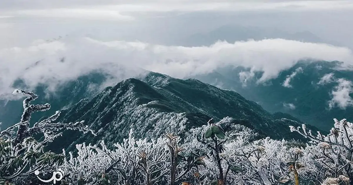 3 đỉnh núi ít người biết ở Tây Bắc cho trekker tiết kiệm