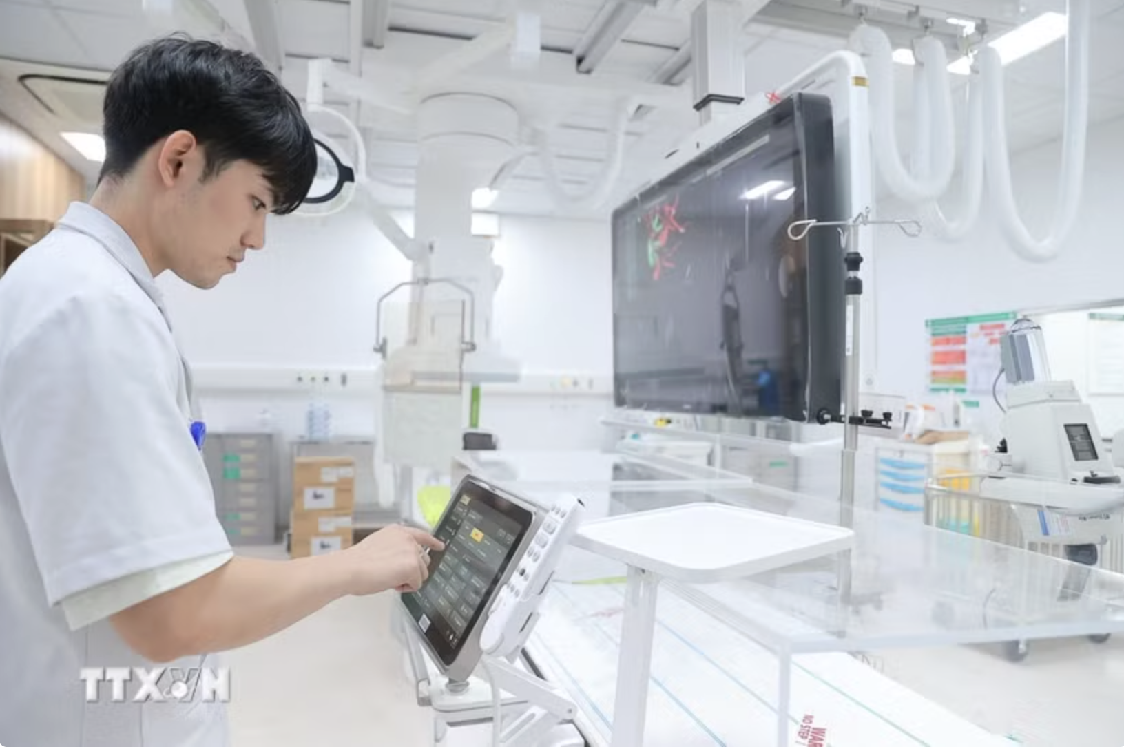 Việt Nam vượt trội trong áp dụng AI doanh nghiệp: Cơ hội nào cho các công ty địa phương?
