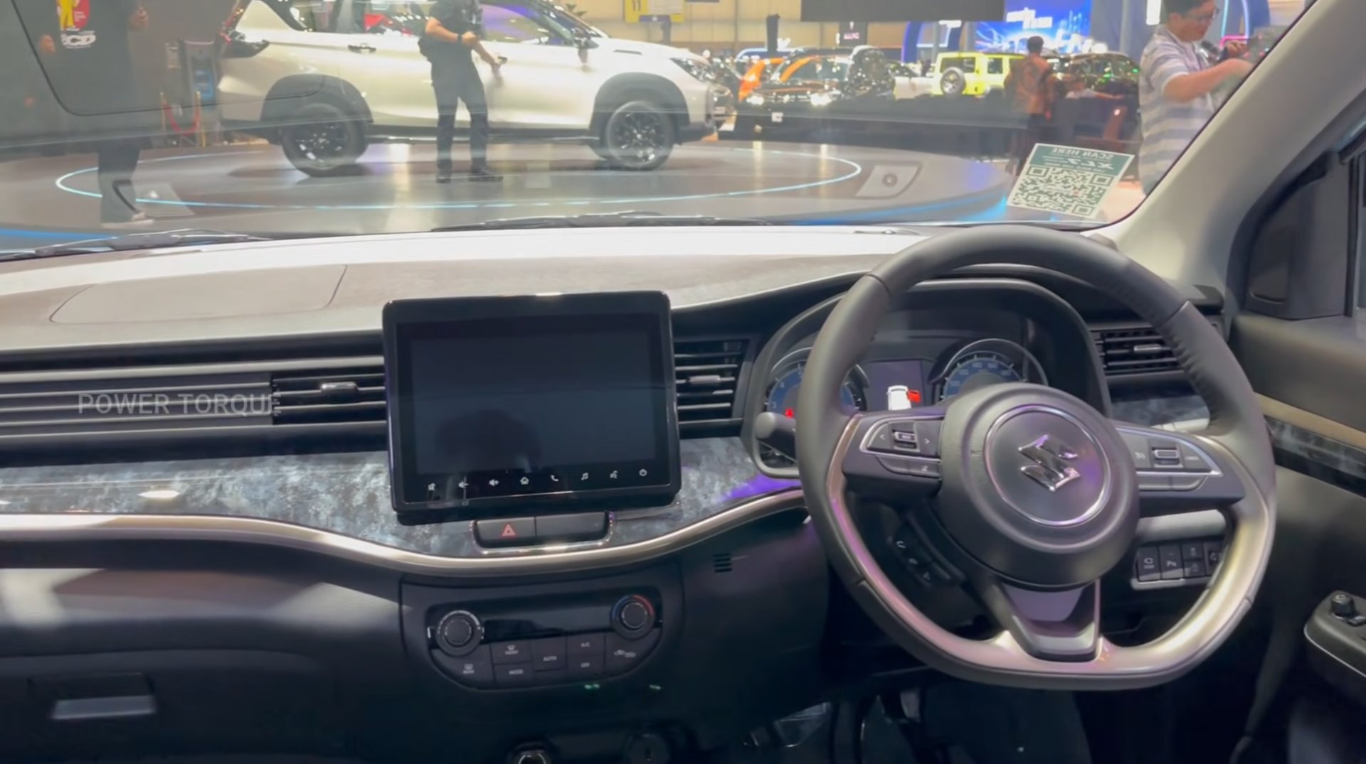 Suzuki XL7 Hybrid: MPV 7 chỗ rẻ nhất có đáng mua hơn Xpander?