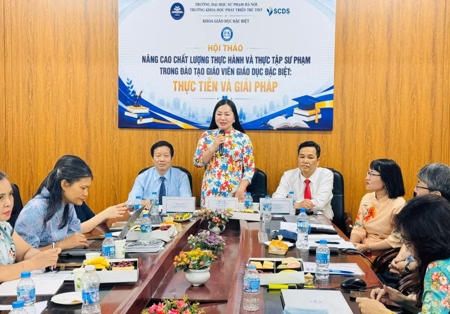 Tập huấn giáo viên hỗ trợ học sinh khuyết tật: từ chính sách đến lớp học