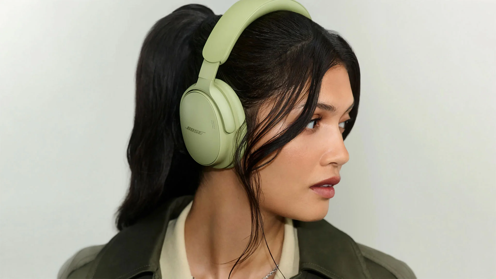 Bose QuietComfort Gen 2: nâng cấp chống ồn và âm thanh không gian đáng tiền
