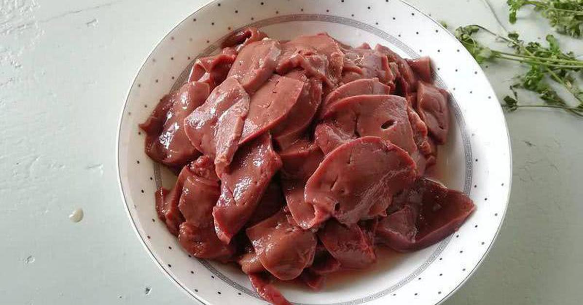 Gan lợn giàu sắt và vitamin A: Cách chọn và ăn an toàn theo khuyến cáo bác sĩ