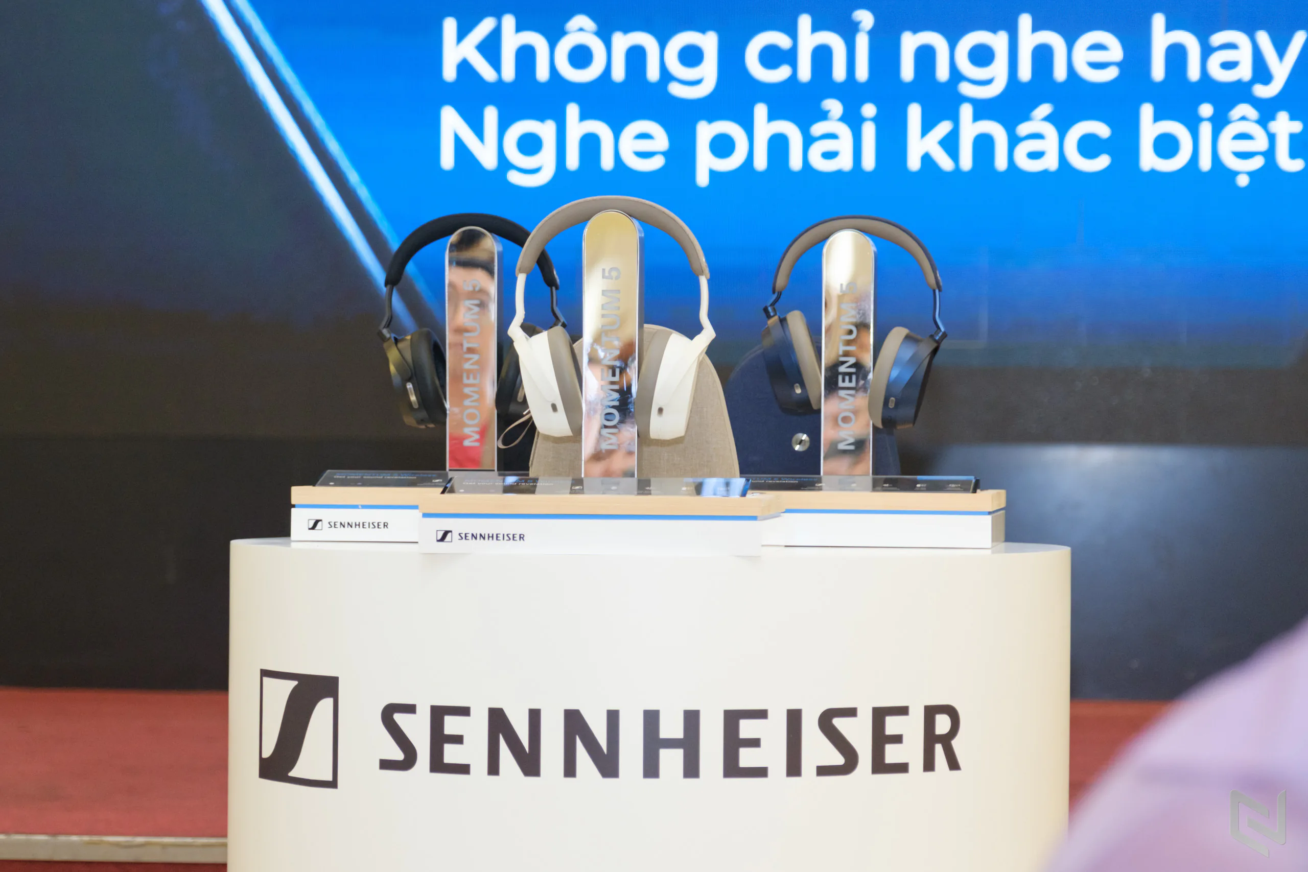 Sennheiser MOMENTUM 5 Wireless: tai nghe cao cấp cho người dùng Việt