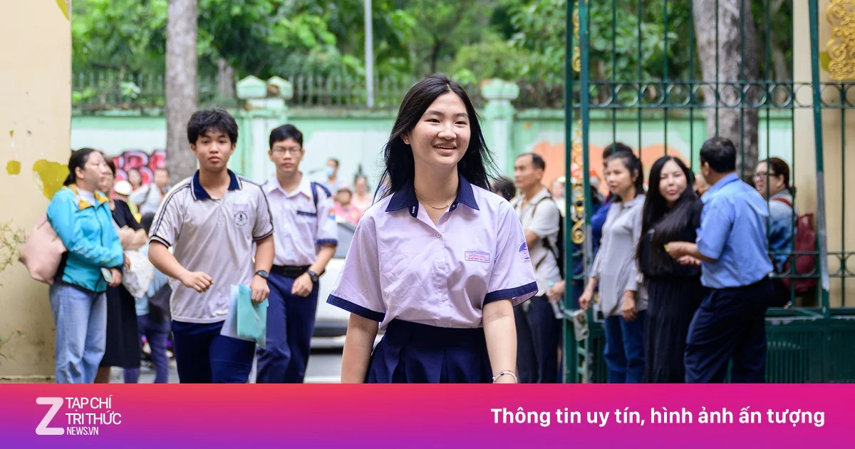 Miễn phí sách giáo khoa: Vì sao nơi làm sớm, nơi phải chờ?