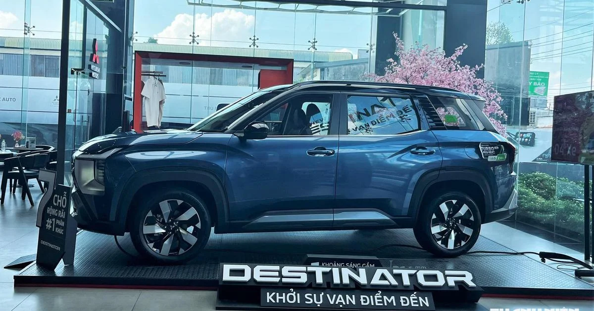 Mitsubishi Destinator giảm 80 triệu đồng: cú xả kho táo bạo ở phân khúc SUV cỡ C