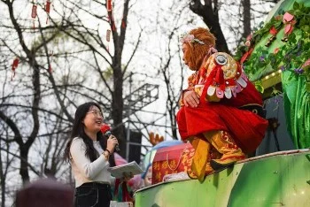 Nvidia và Trung Quốc đua mở mã nguồn mô hình AI khổng lồ