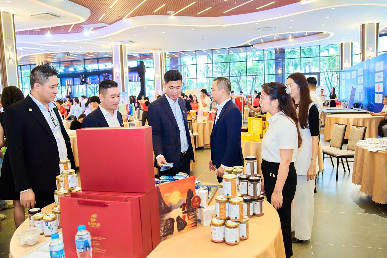 Quảng Ninh đặt cược vào xuất khẩu công nghệ cao và sản xuất bán dẫn