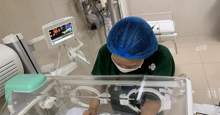 Những em bé sinh cực non dưới 26 tuần: Hành trình sống sót trong NICU