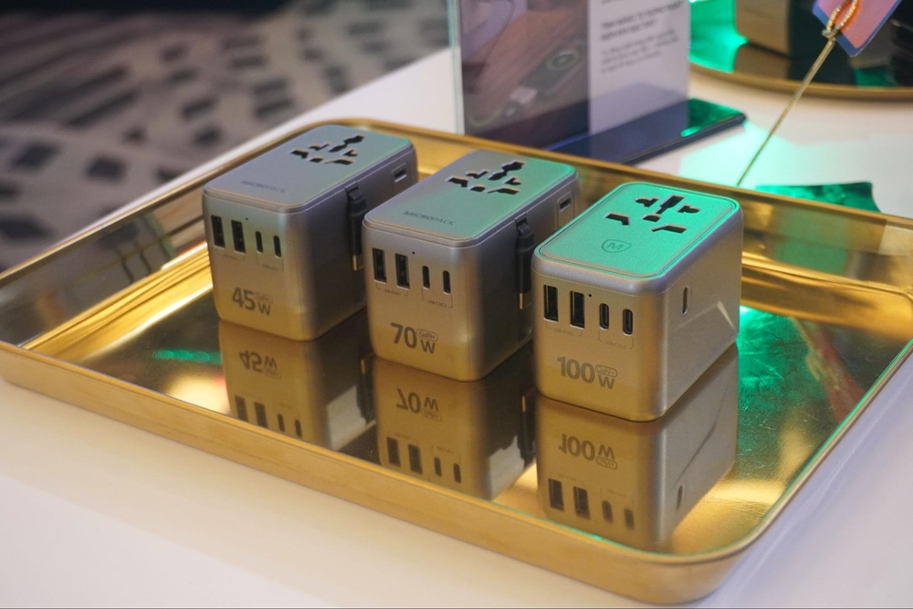 TLC TechVerse: đại tiệc phụ kiện công nghệ 4 phong cách