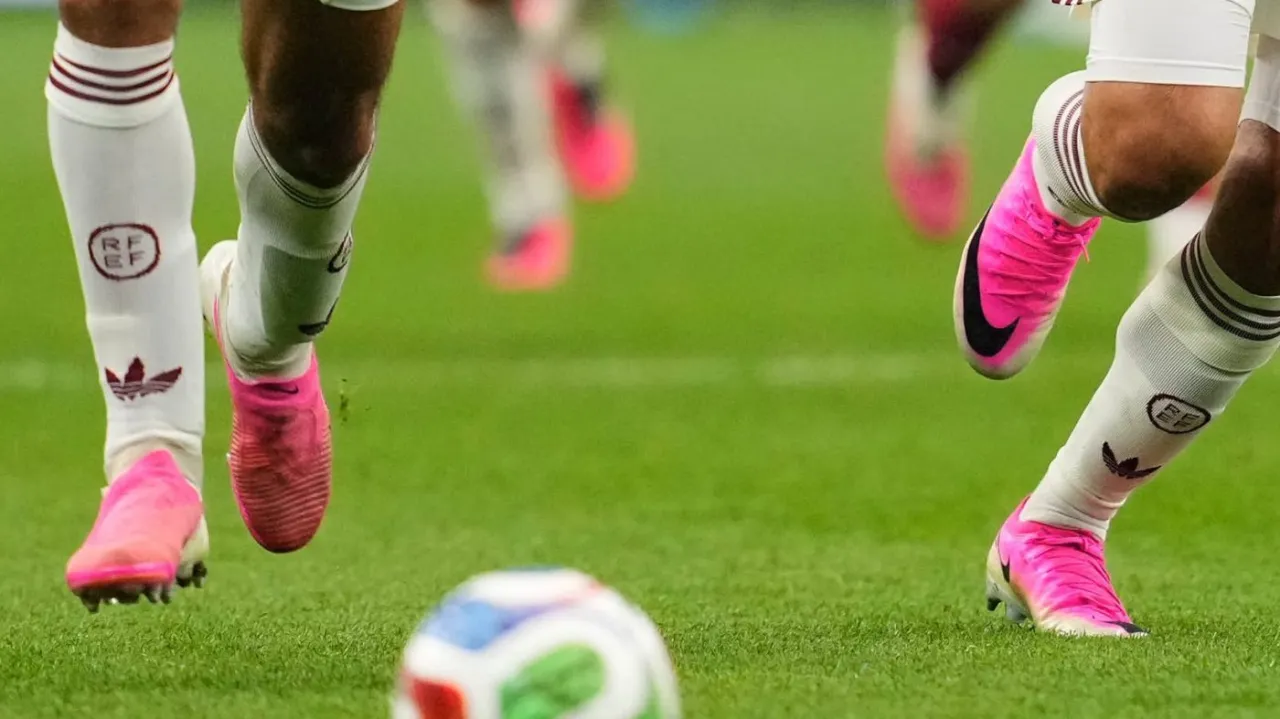 Why Pink Became Fashion’s Unexpected Power Color—And How to Wear It