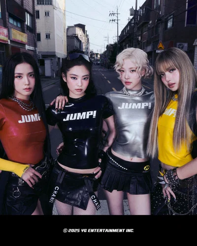 BLACKPINK 10 năm: Cột mốc vàng, lễ kỷ niệm gây tranh cãi