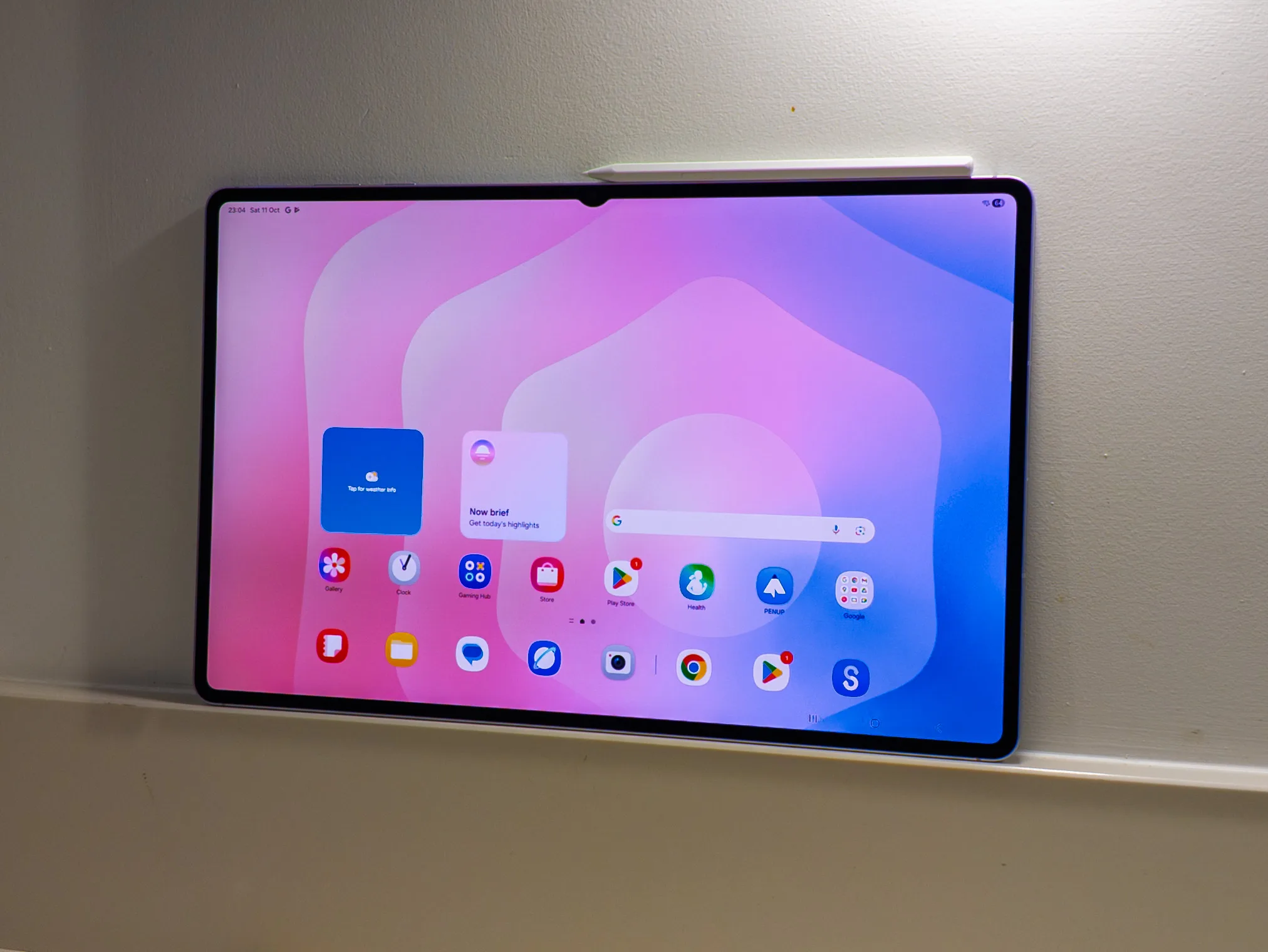 Galaxy Tab S12 Ultra Keeps the Familiar Look—and Focuses on Power