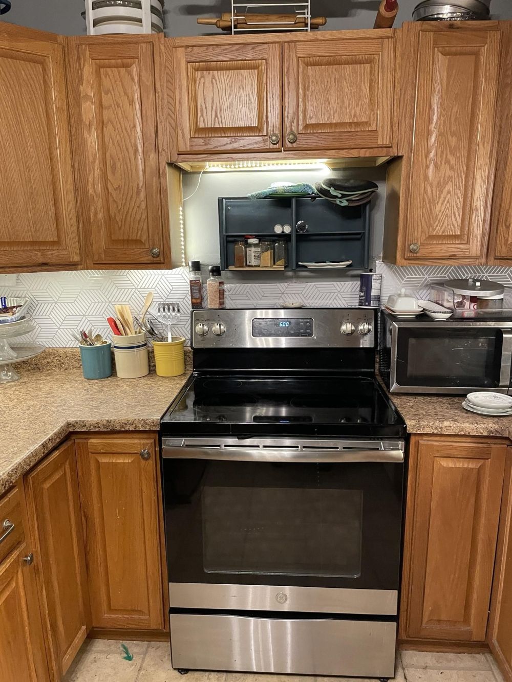 How Paint and Hardware Turn Tired Kitchens Into Standout Spaces