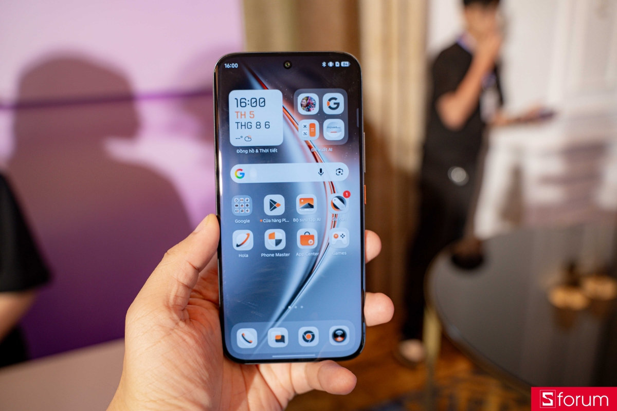TECNO POVA Curve 2 5G: pin 8000mAh trong thân máy siêu mỏng