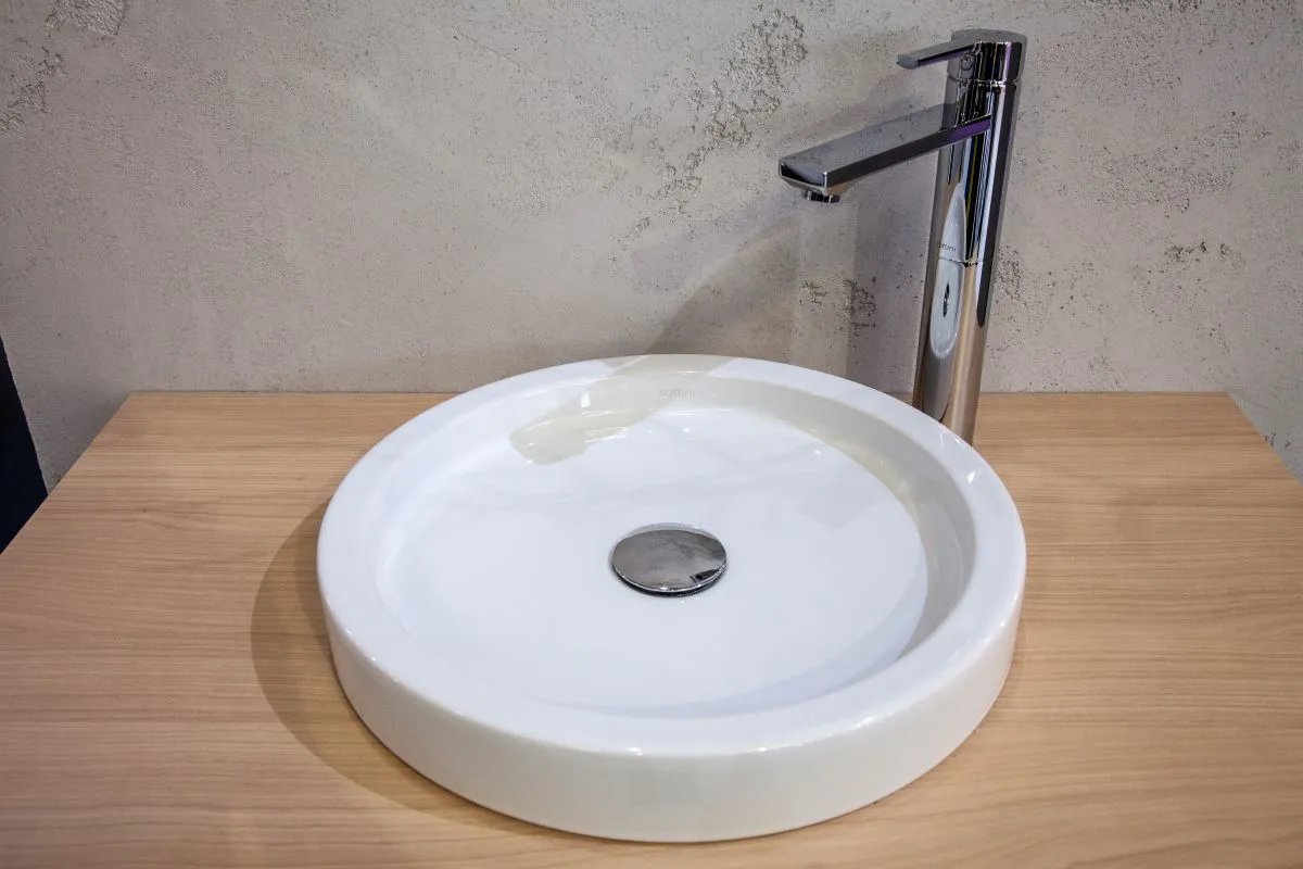 Beyond Chrome: Bathroom Faucet Finishes as Design Statements
