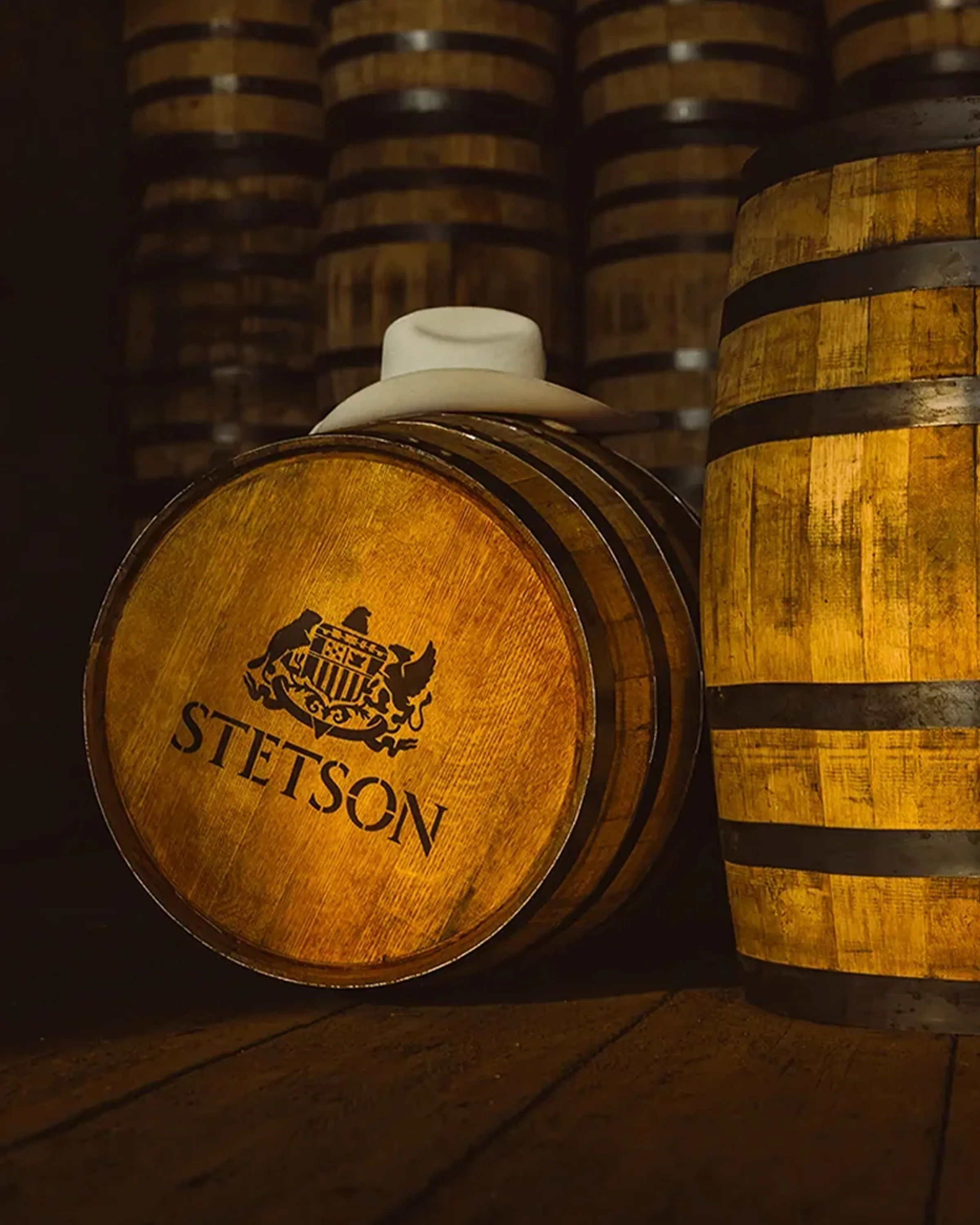 Từ mũ cao bồi đến bourbon: Stetson và làn sóng celebrity spirits