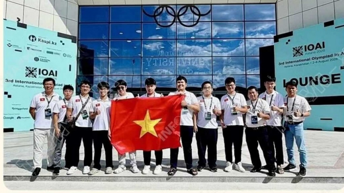 Đoàn học sinh Việt Nam lập kỳ tích tại Olympic Trí tuệ nhân tạo quốc tế